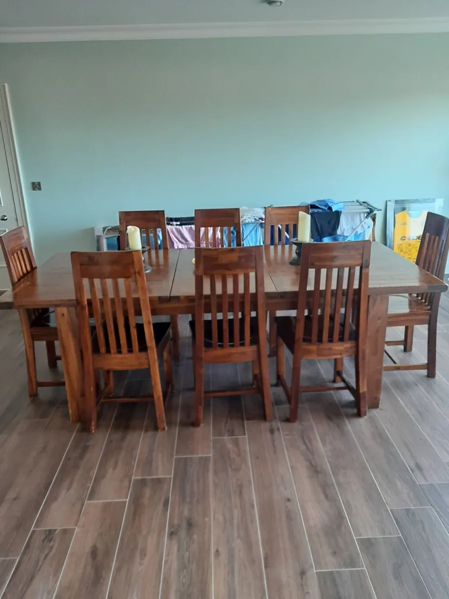 Dining table - Image 2