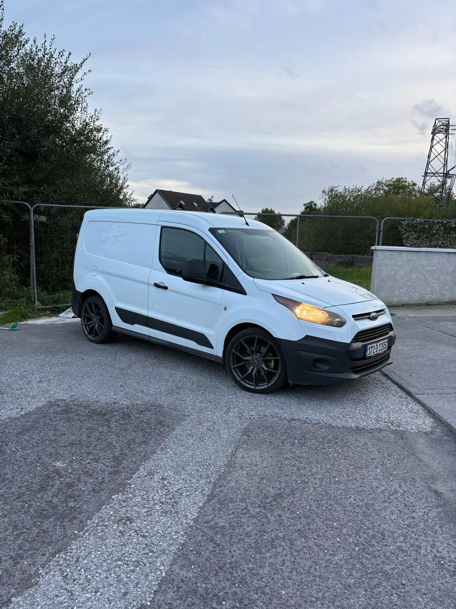 Ford Transit Connect - Image 1