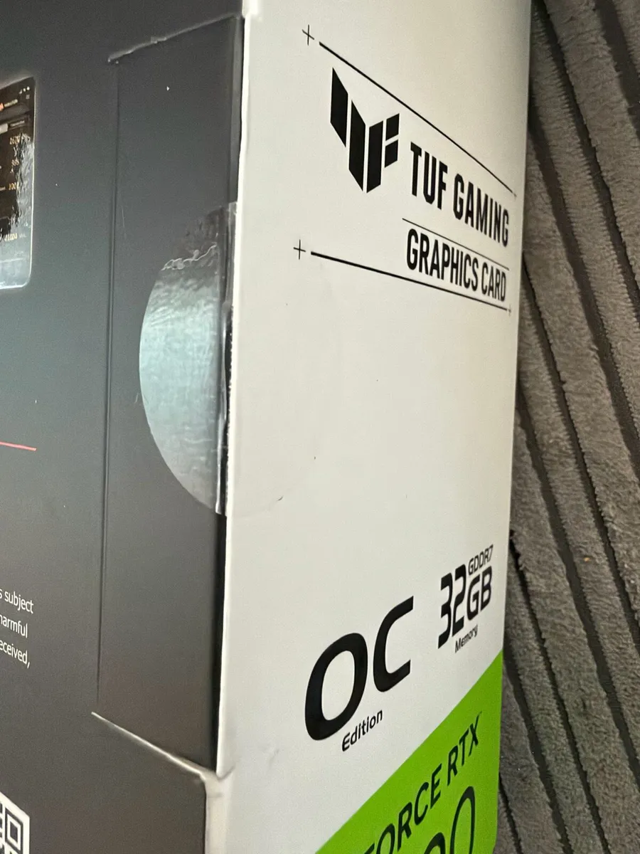 Asus RTX 5090 TUF Brand new / Sealed - Image 4