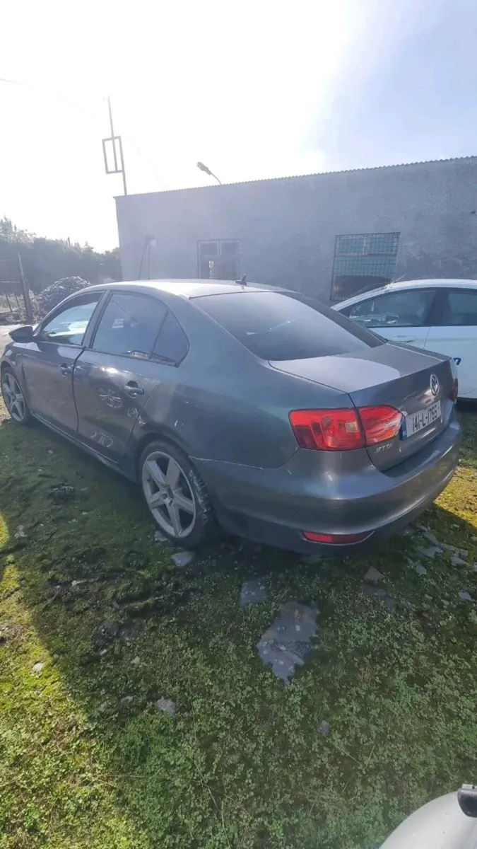 14 jetta - Image 4