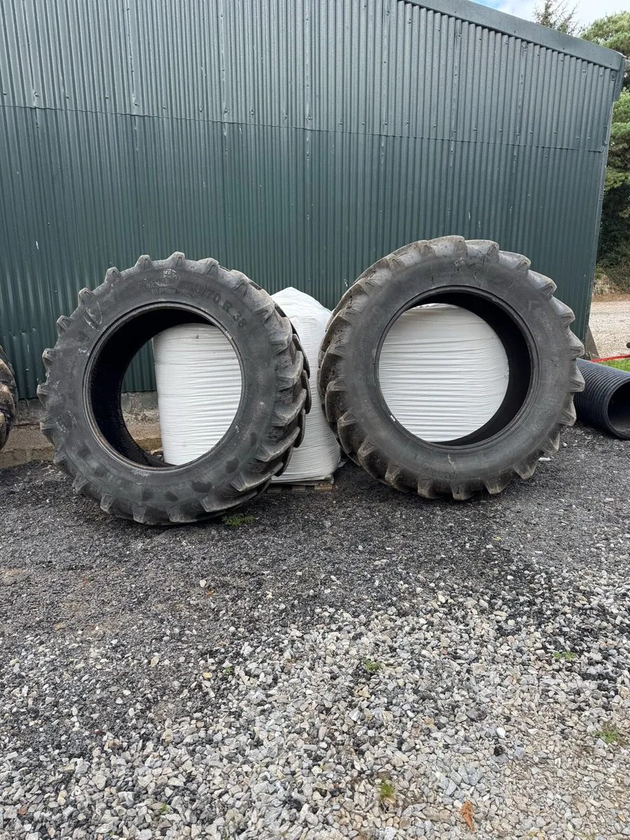 Tractors tyres - Image 1