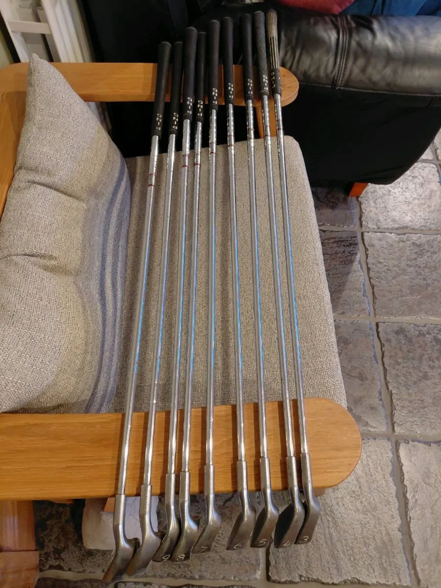 Ping golf club set - Image 2