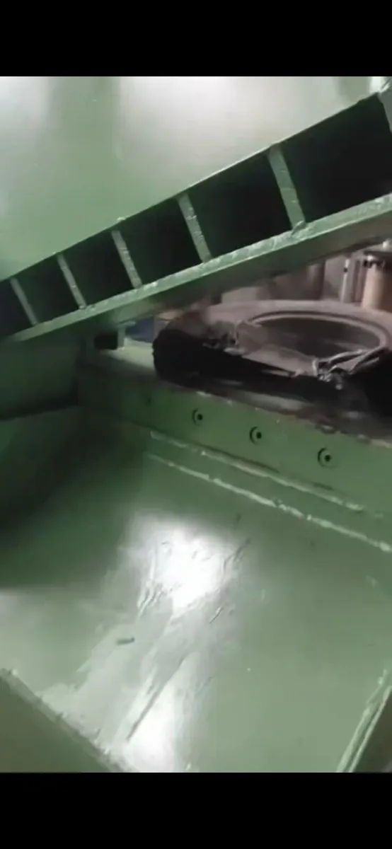 Tyre guillotine - Image 3