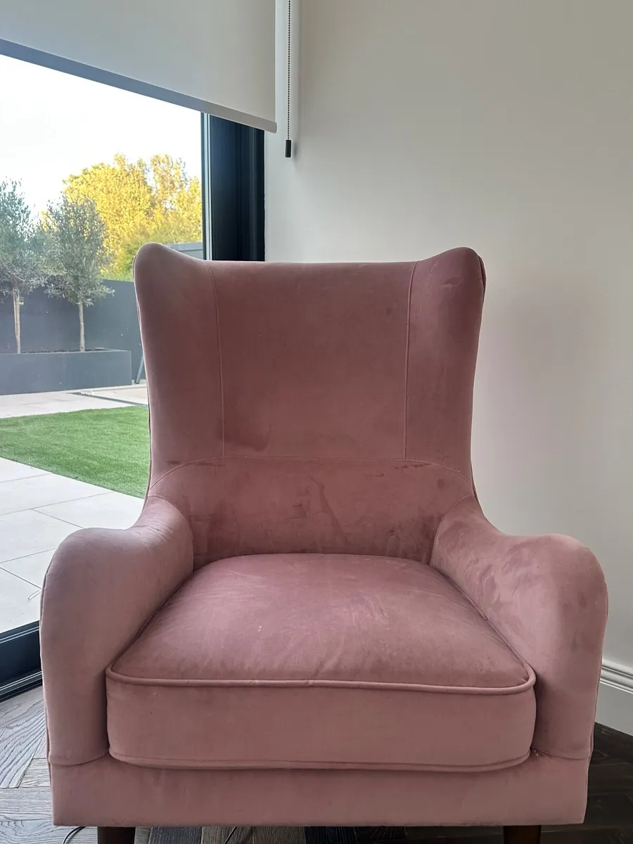Armchair - Image 1