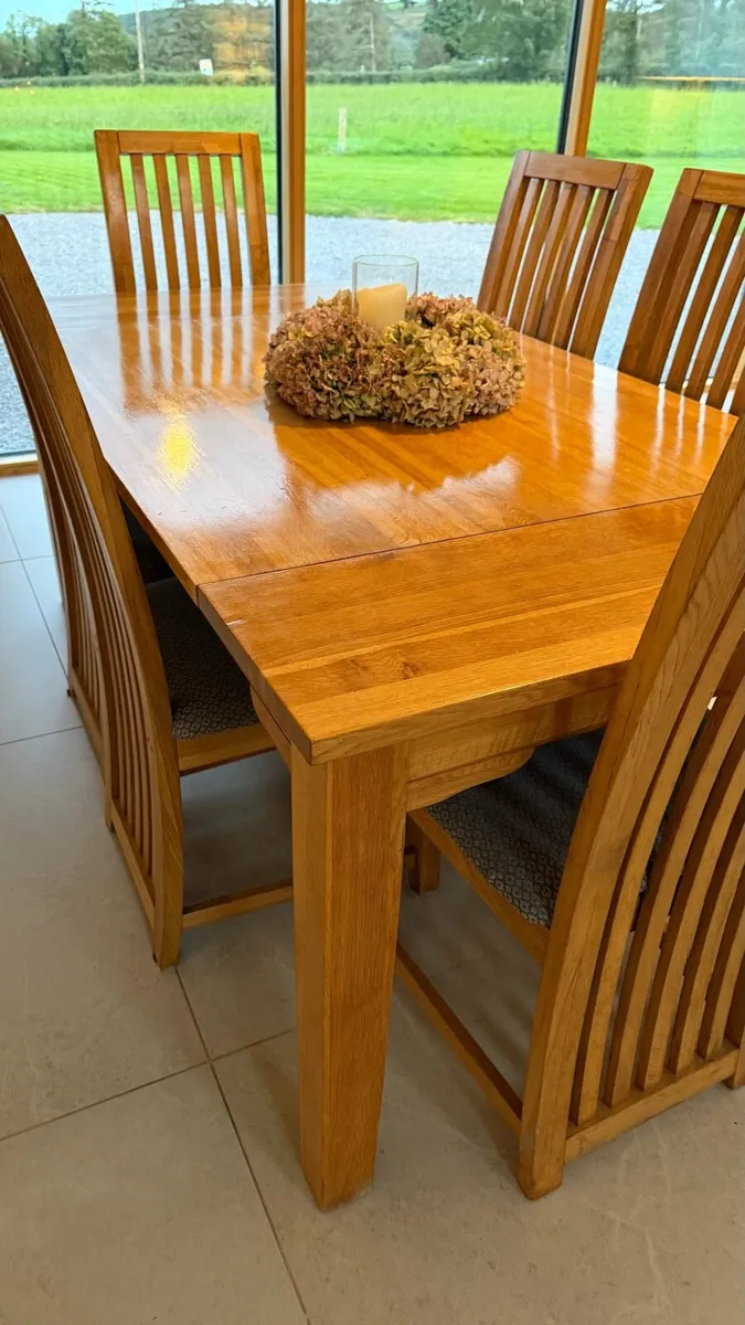 Dining table & 6 chairs - Image 2