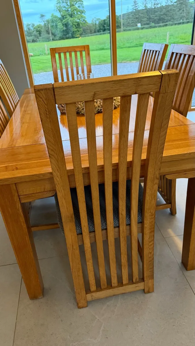Dining table & 6 chairs - Image 3