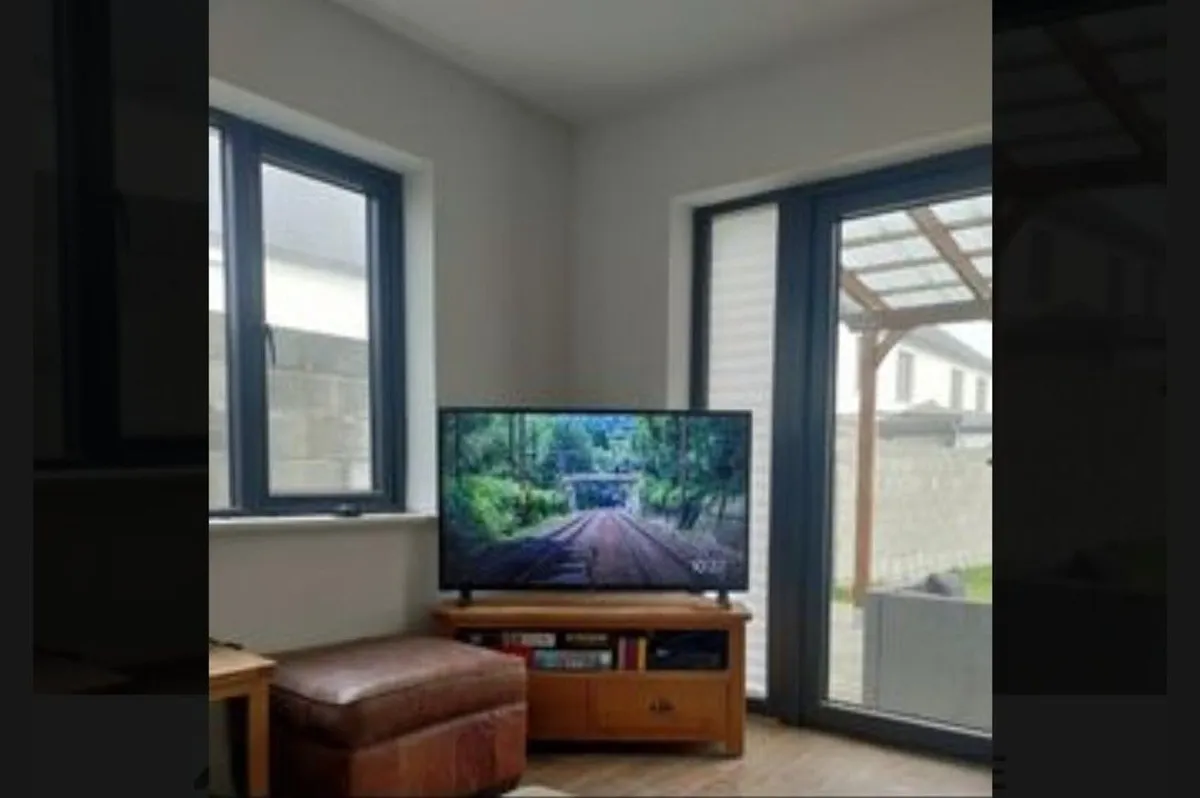 Tv unit - Image 3