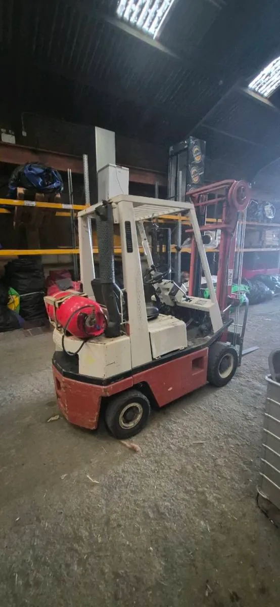 Forklift - Image 2