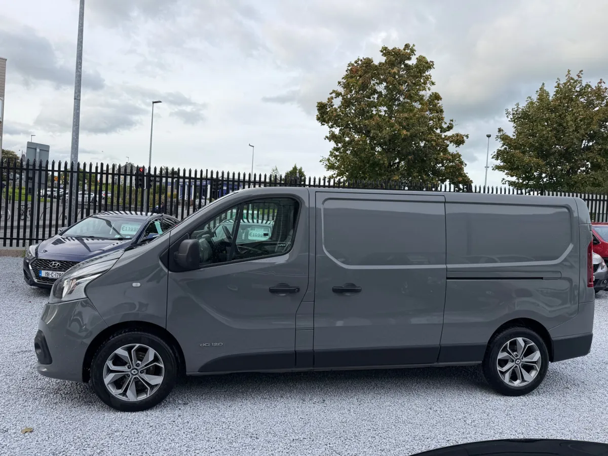 2017 (171) Renault Trafic LL29 DCI 120 Business + - Image 4
