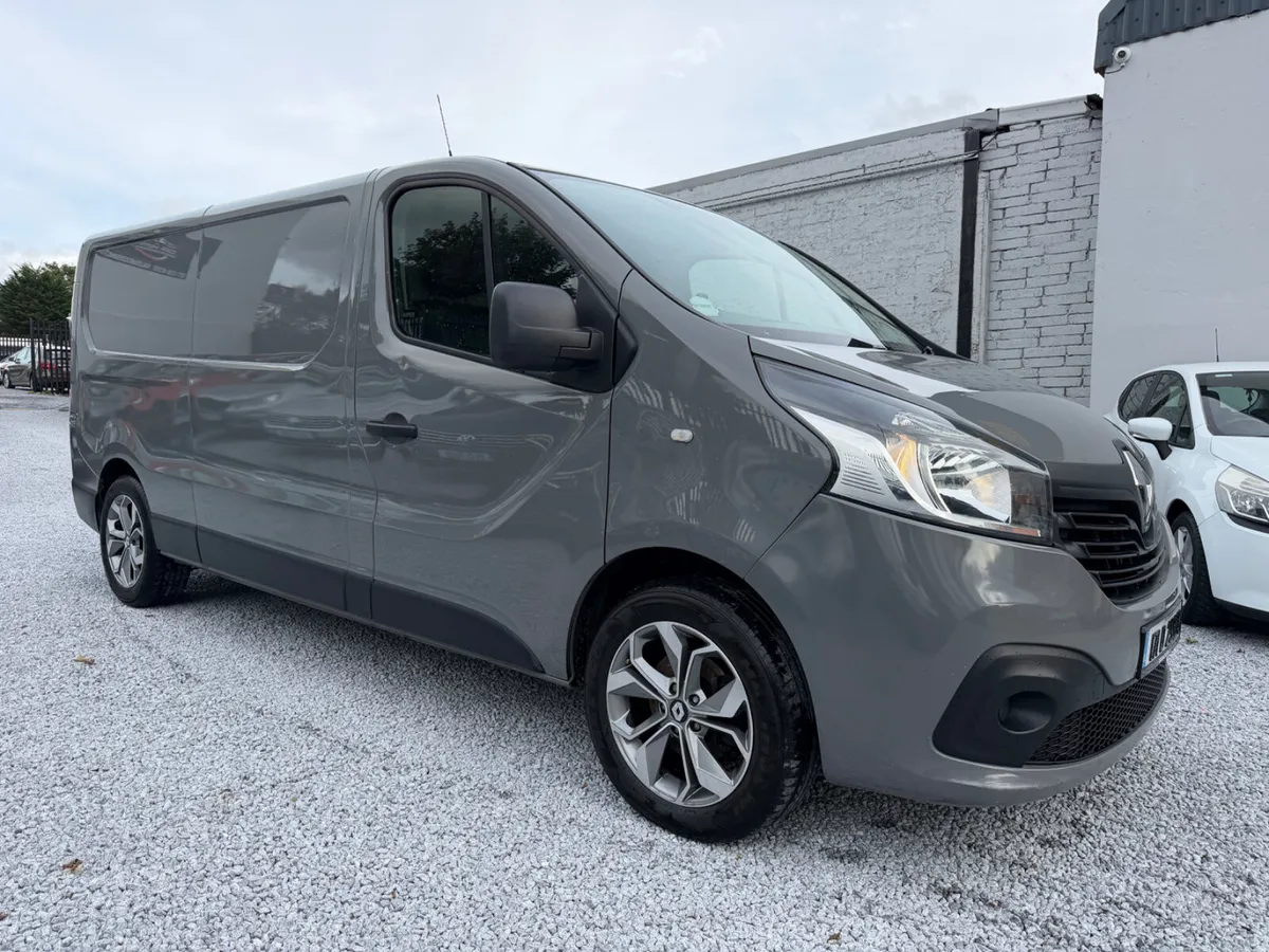 2017 (171) Renault Trafic LL29 DCI 120 Business + - Image 1
