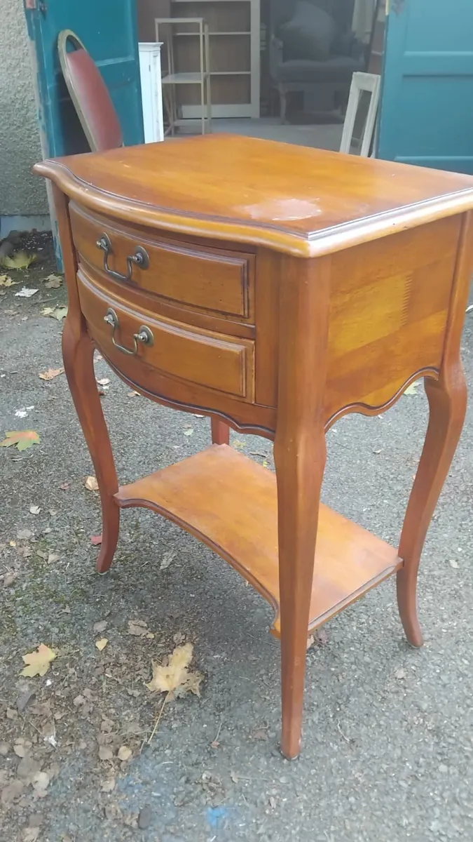 Hall table