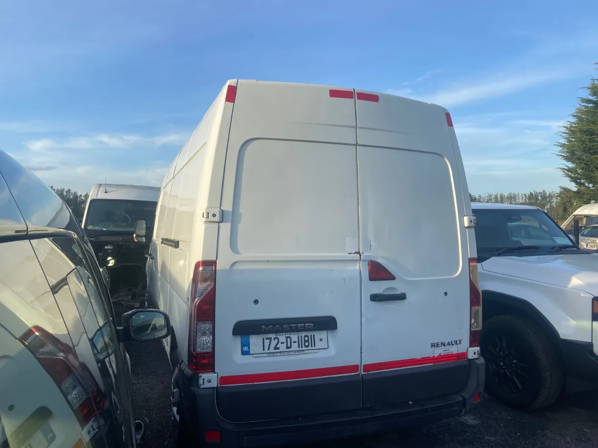 172 Renault master lwb - Image 3