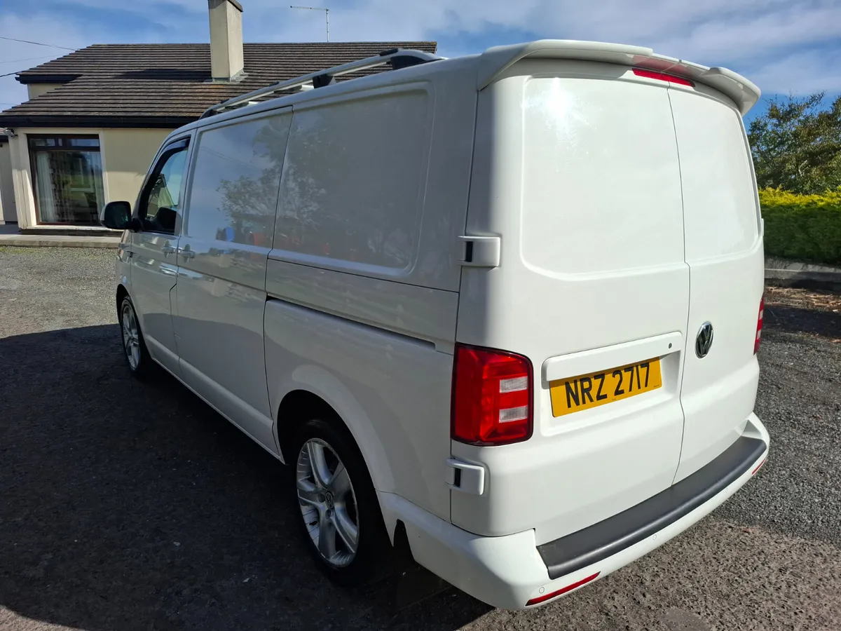 Volkswagen Transporter trendline 150 - Image 4