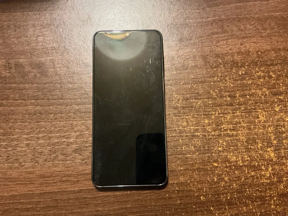 Mobile phones - Image 2