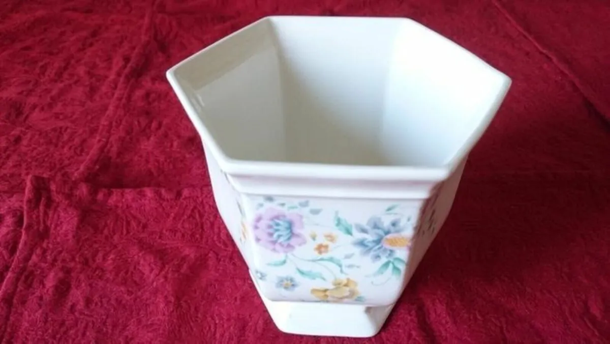 Vintage 3 Pc. Norfolk England Porcelain Vases - Image 4