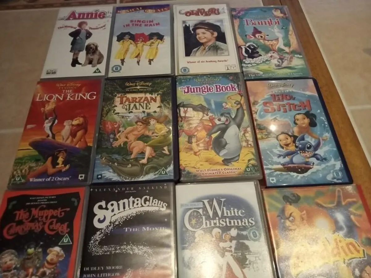 VCR collectors 90s 1000 nostalgia enthus - Image 1