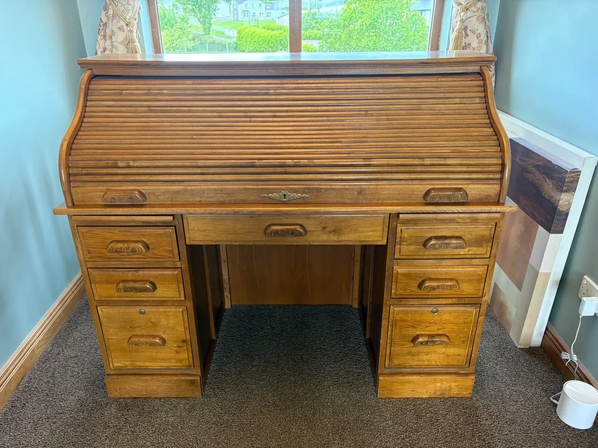Desk - Image 1