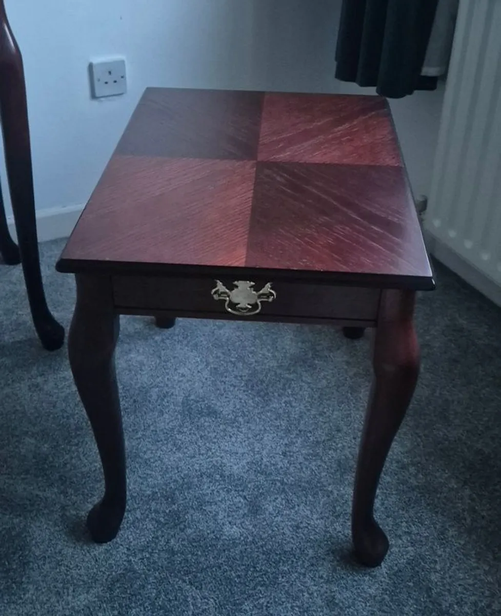 Side table / Coffee table - Image 1