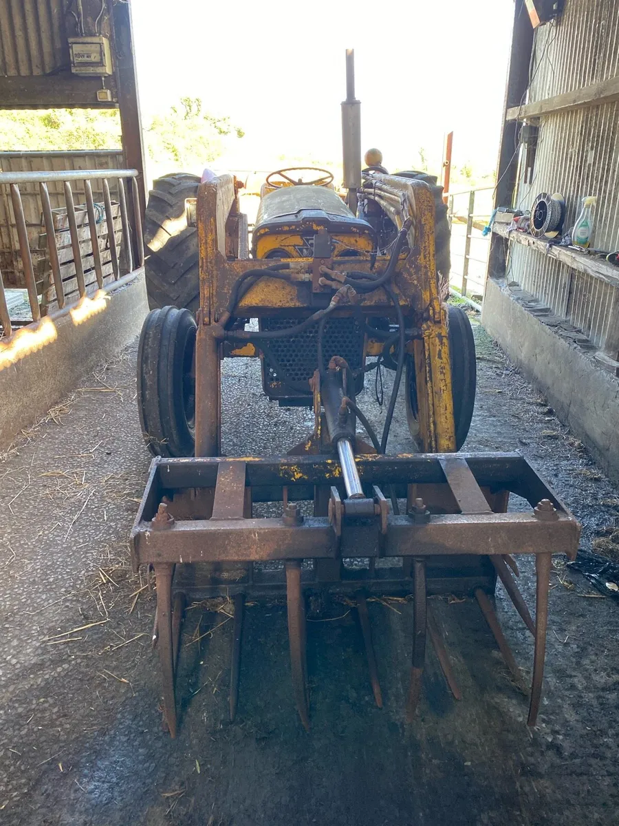 Massey 35 Industrial - Image 2