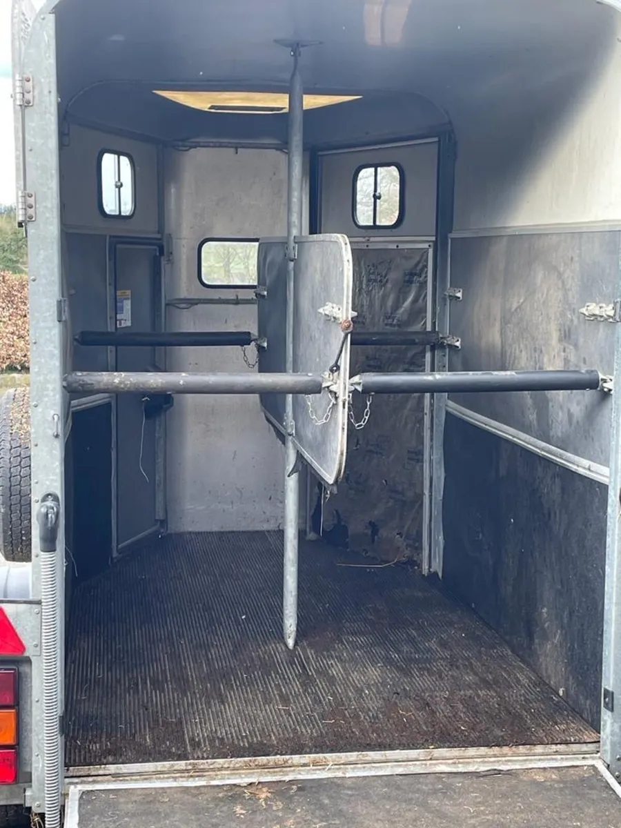 Horse Box - Image 2