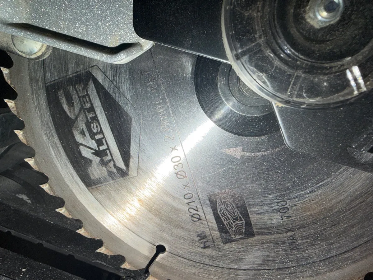 Mitre saw - Image 4