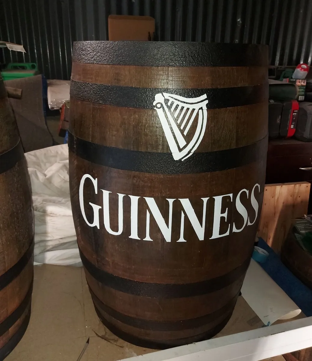 Whiskey barrel - Image 1
