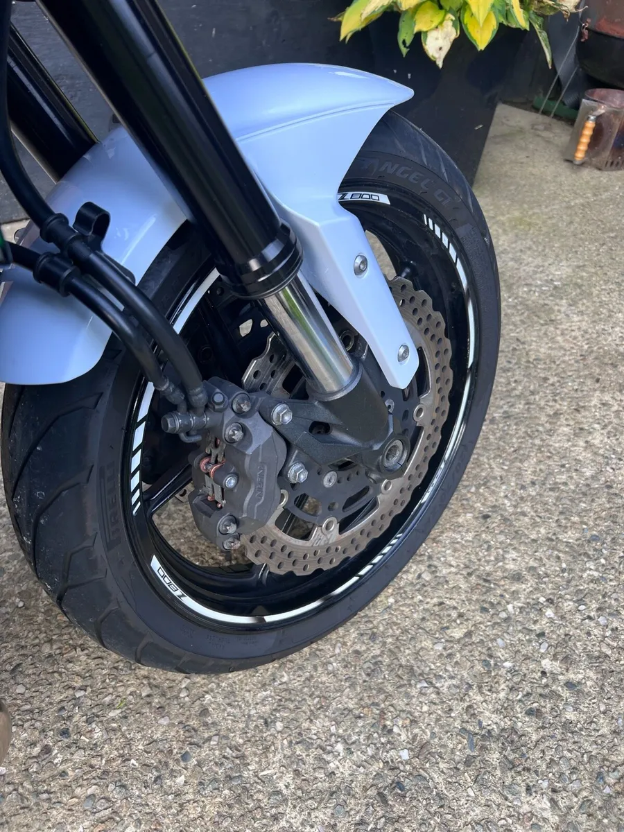 Kawasaki Z800 ABS - Image 4