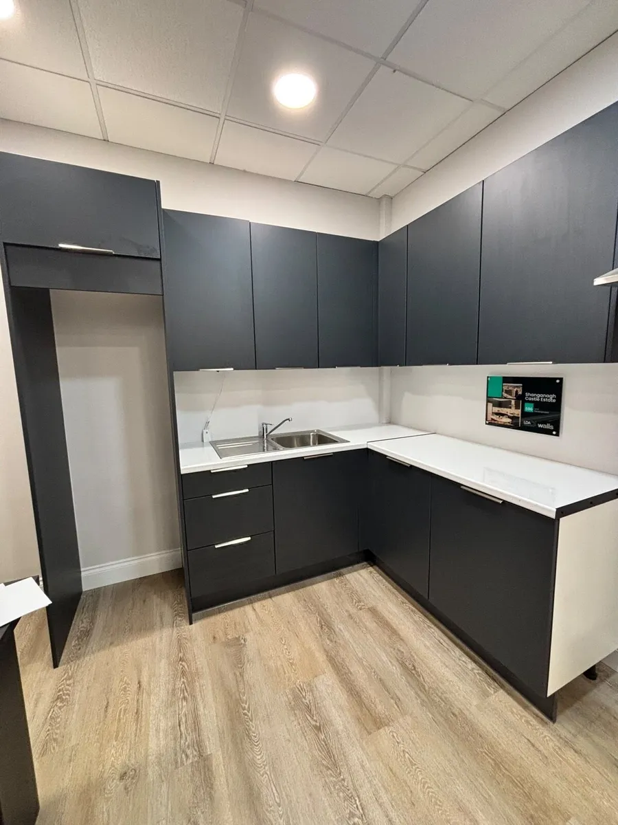 Kitchen - Image 1