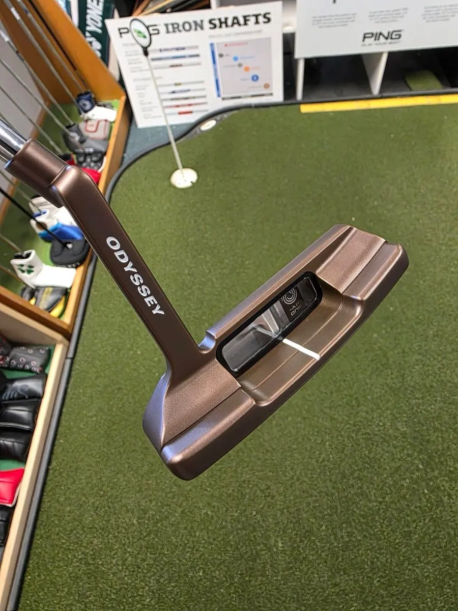 New Odyssey Ai-One Giraffe Beam Milled Putter - Image 2