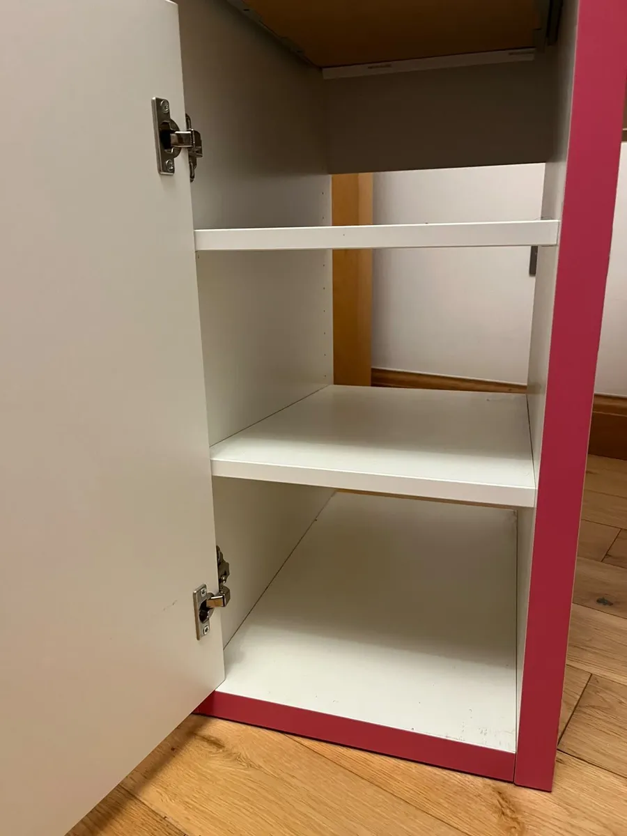 Children's desk for free - Image 3