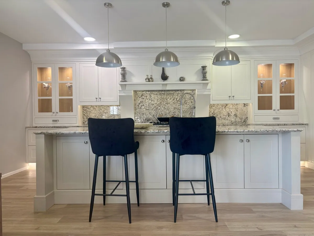 Kitchen ; Ex Display Sale - Image 2