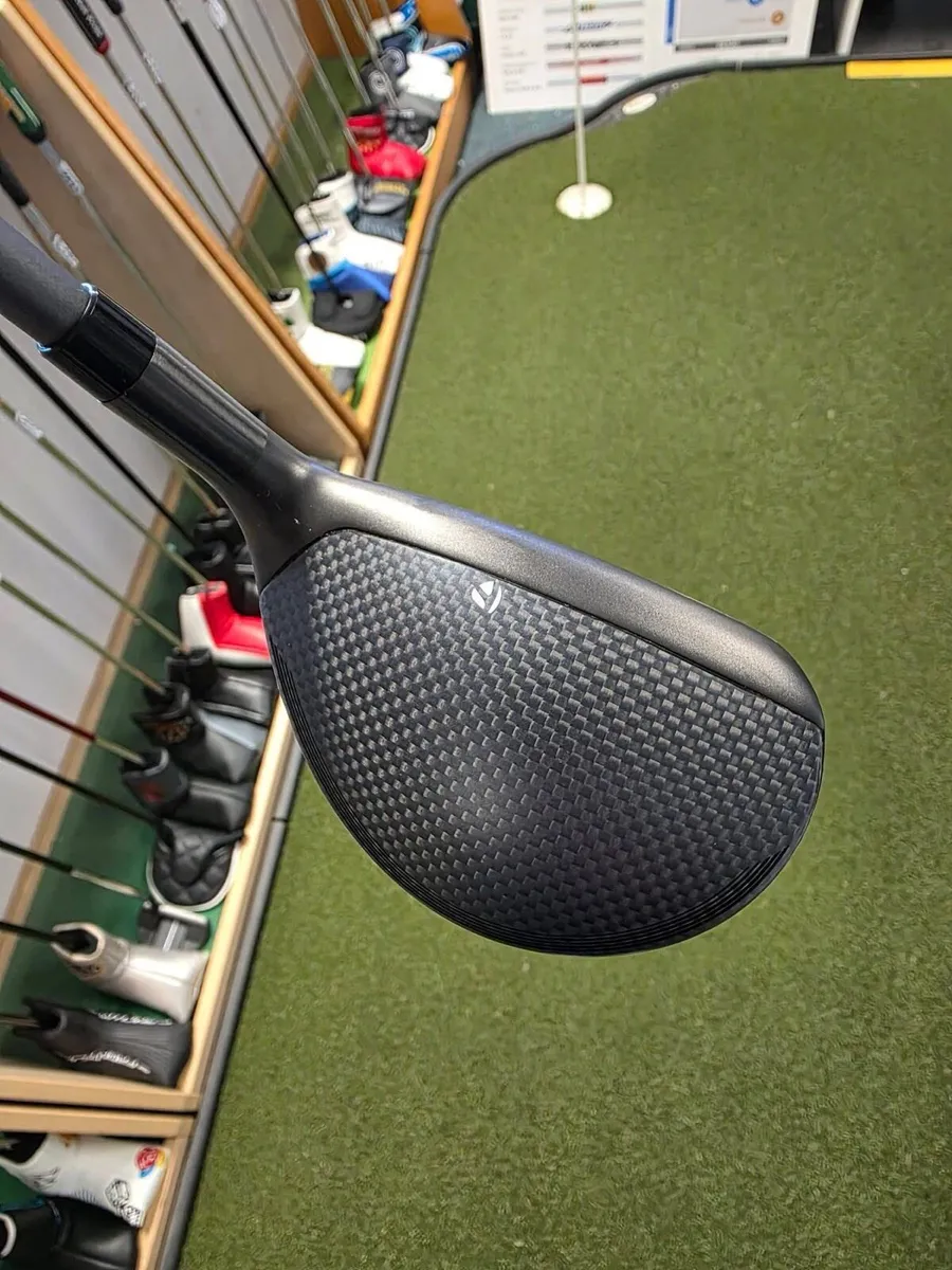 Taylormade Qi35 3 Hybrid - Image 3