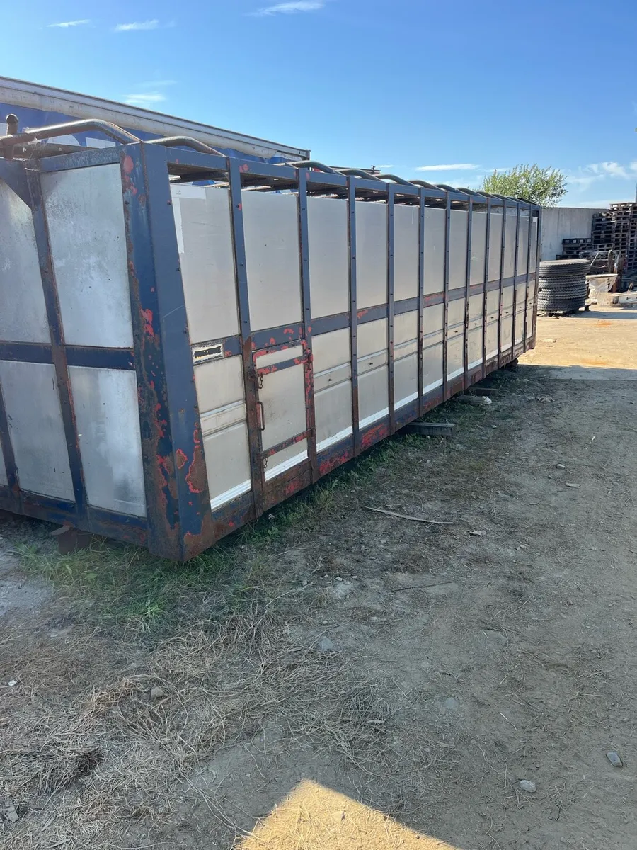24ft cattle body - Image 1