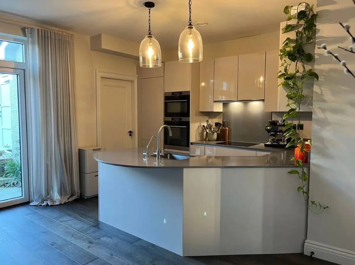 KUBE Modern High-Gloss Kitchen & AEG Appliances - Image 1