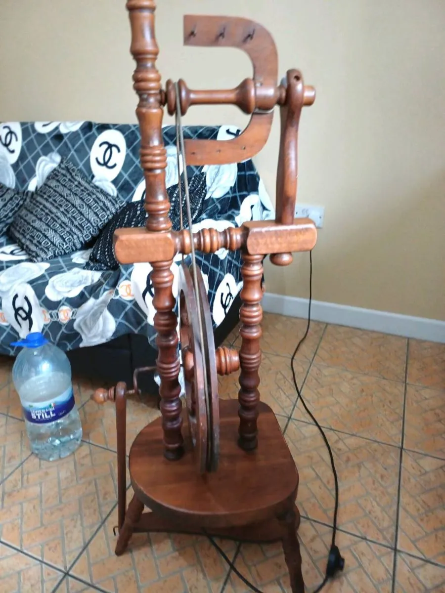 Vintage Spinning Wheel Floor Lamp - Image 3