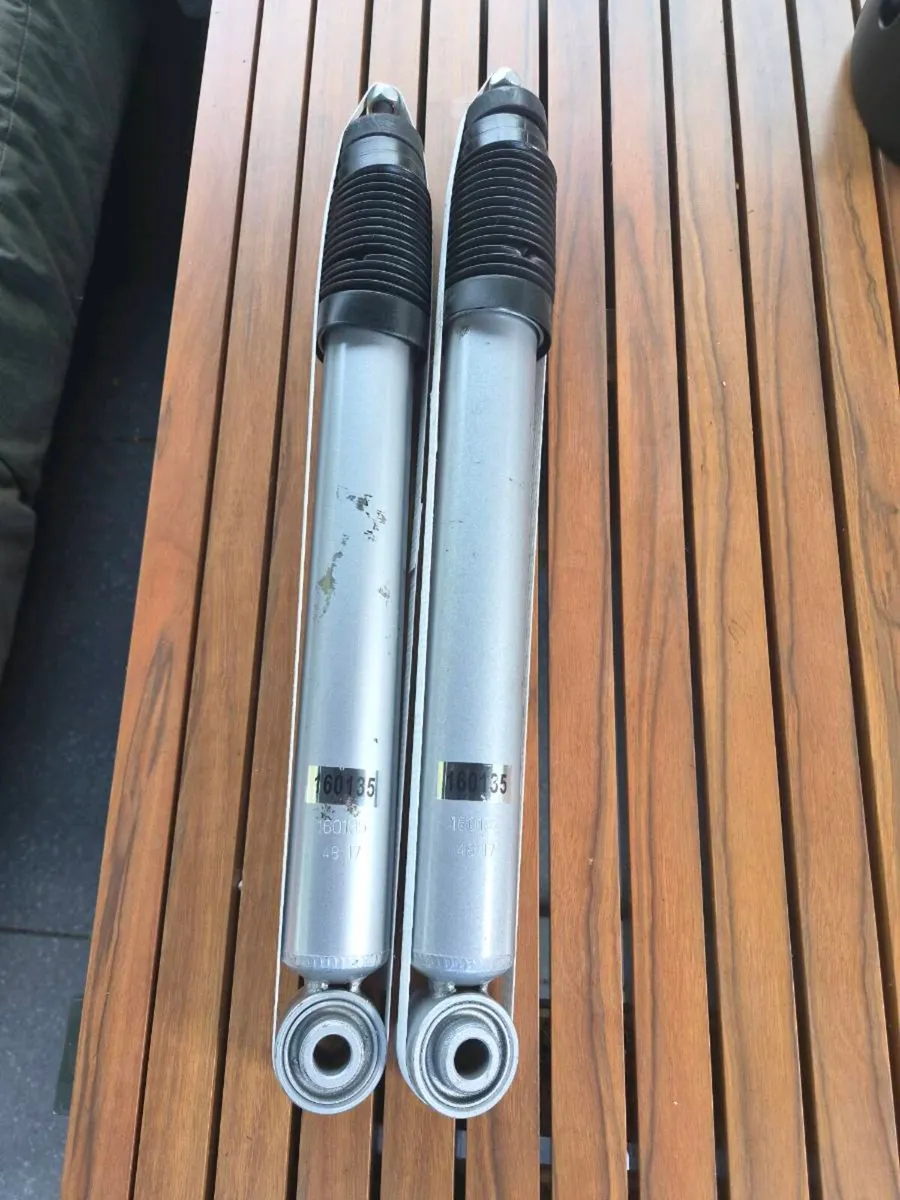 Car parts - Image 1