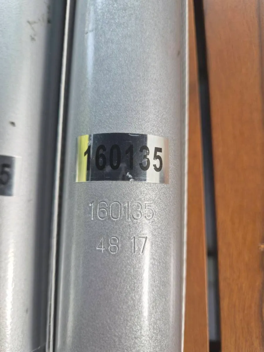 Car parts - Image 2