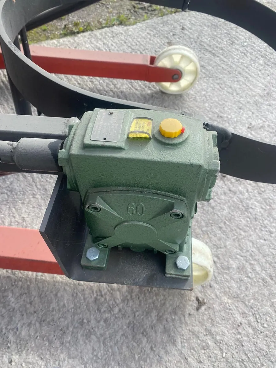 400kg Drum Lifter / Drum Stacker & Rotator - Image 2