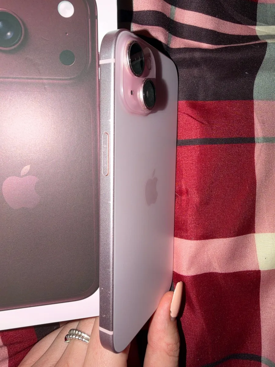 iPhone 15 128GB- Pink - Image 2