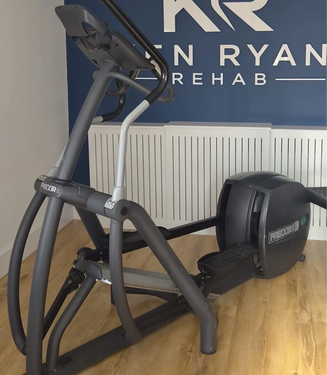 ⭐️PRECOR EFX556 CROSSTRAINERS⭐️ - Image 1