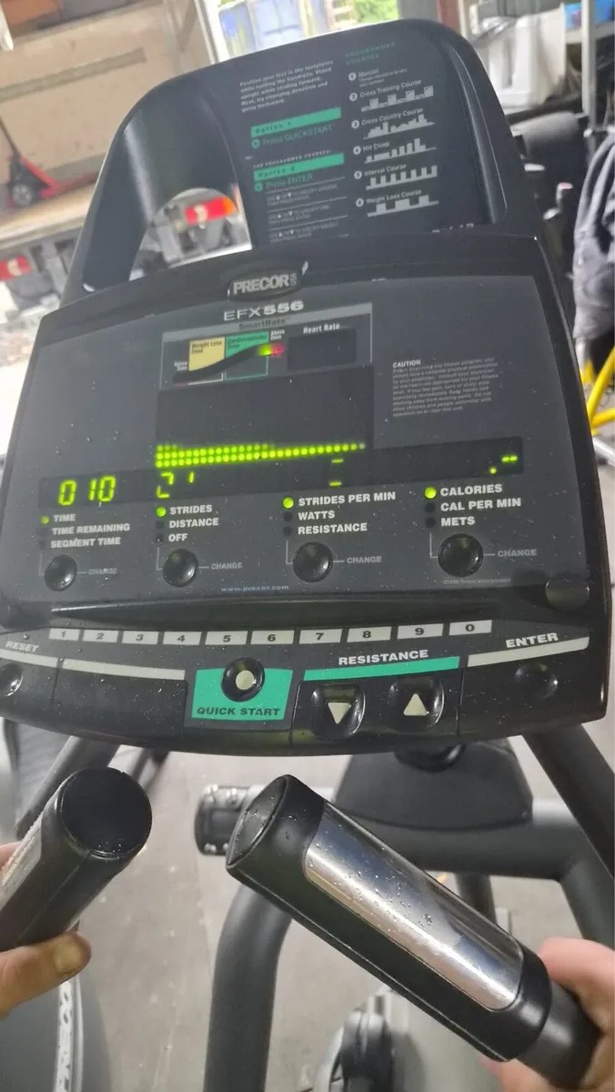 ⭐️PRECOR EFX556 CROSSTRAINERS⭐️ - Image 4