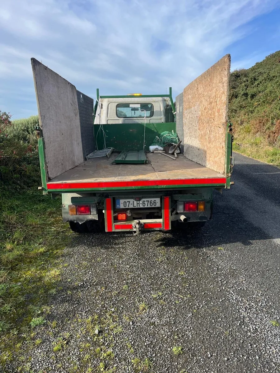 Isuzu Tipper - Image 4