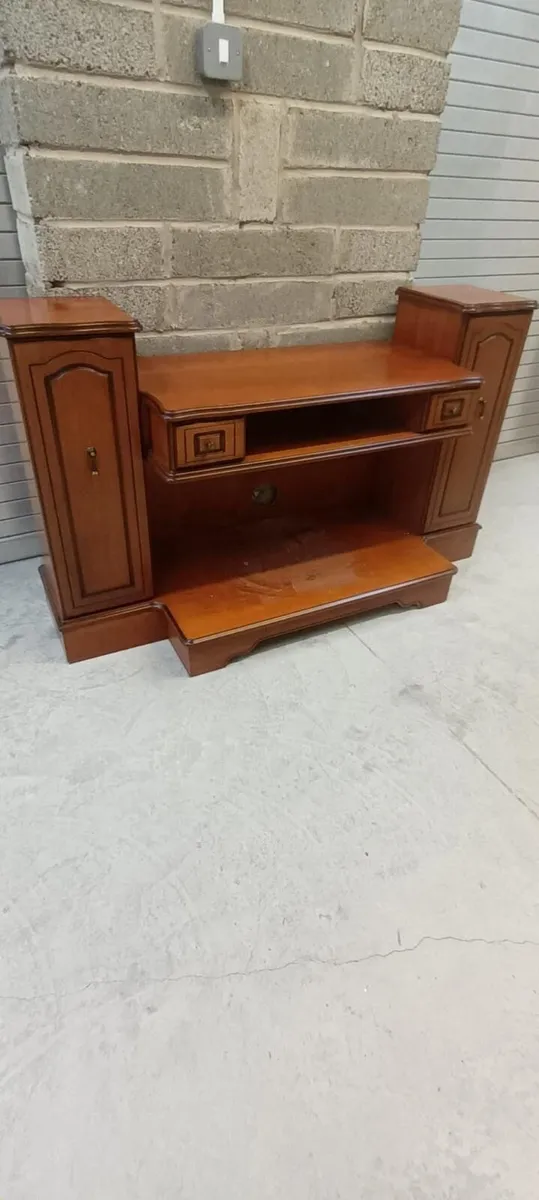 TV Cabinet - Image 1