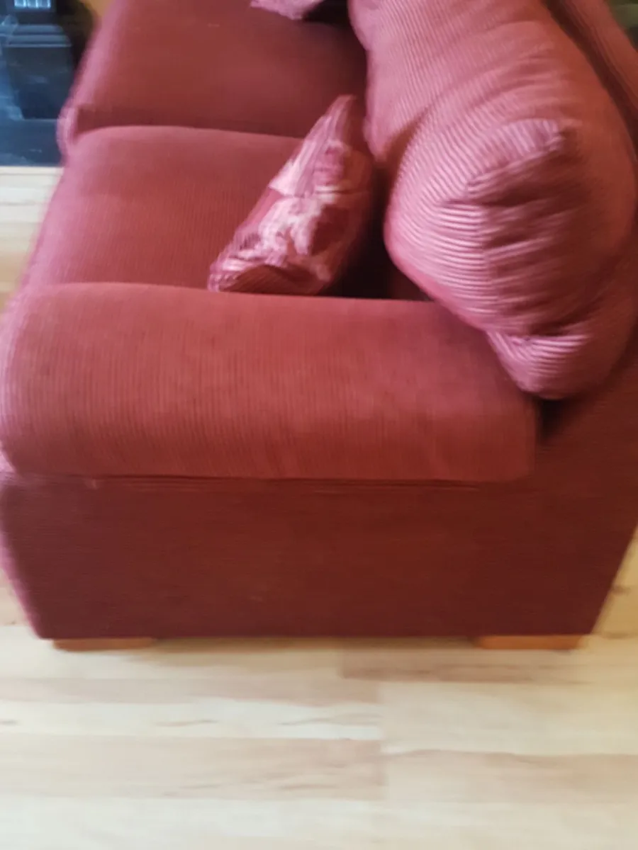 Couch - Image 4