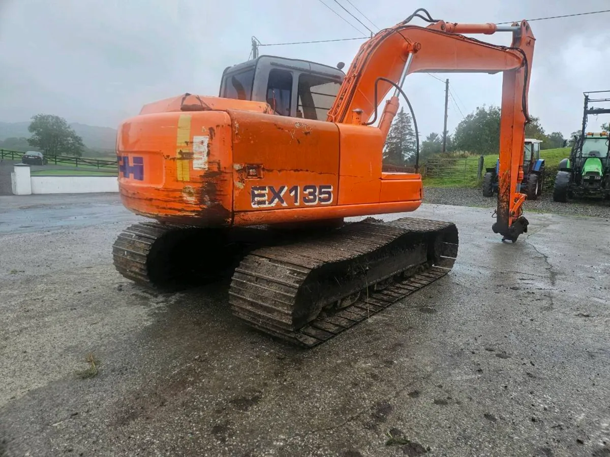 Hitachi EX135 - Image 4
