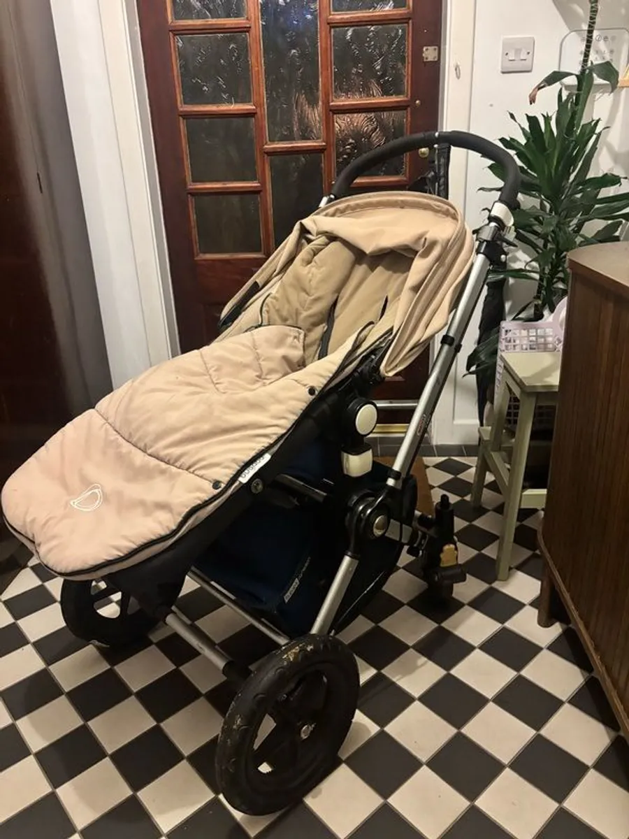 Bugaboo Cameleon3 Bassinet & Stroller - Image 2