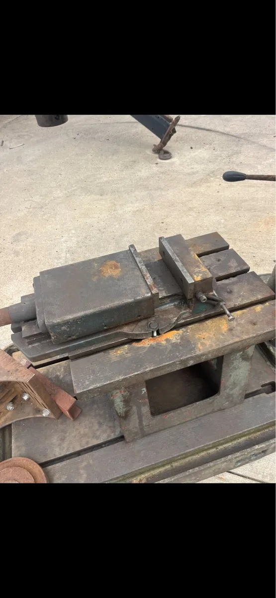 Radial arm drill - Image 4