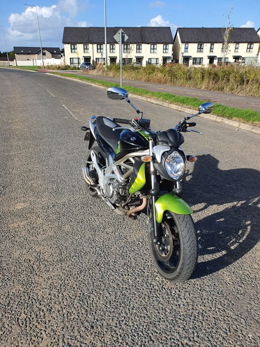 Suzuki SV650 Gladius **VERY LOW MILEAGE*** - Image 4