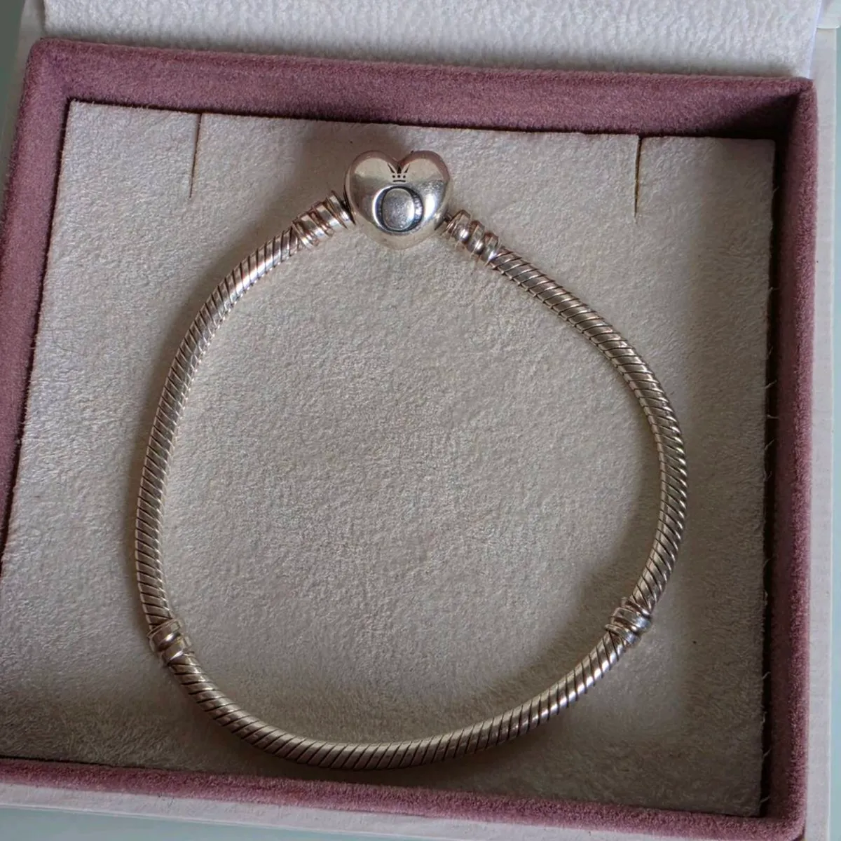 Pandora bracelet heart clasp size 18cm very good - Image 3