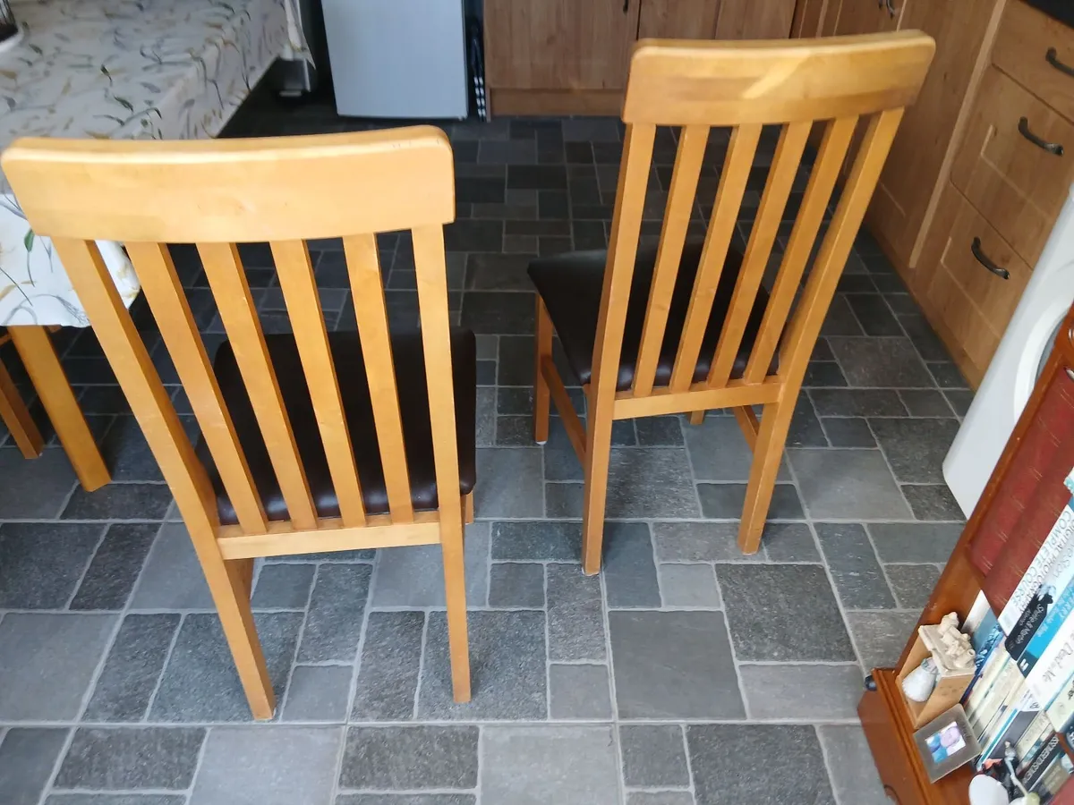 Kitchen chairs - Image 3